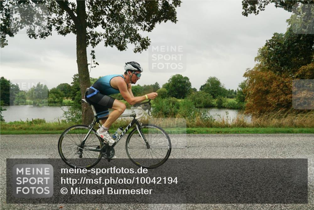 30.08.2026 - Elbe Triathlon Hamburg Michael Burmester http://msf.ph/oto/10042194 30.08.2026 08:44:27 Radfahren 210 meine-sportfotos.de