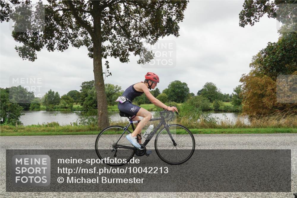 30.08.2026 - Elbe Triathlon Hamburg Michael Burmester http://msf.ph/oto/10042213 30.08.2026 12:28:54 Radfahren 1756 meine-sportfotos.de