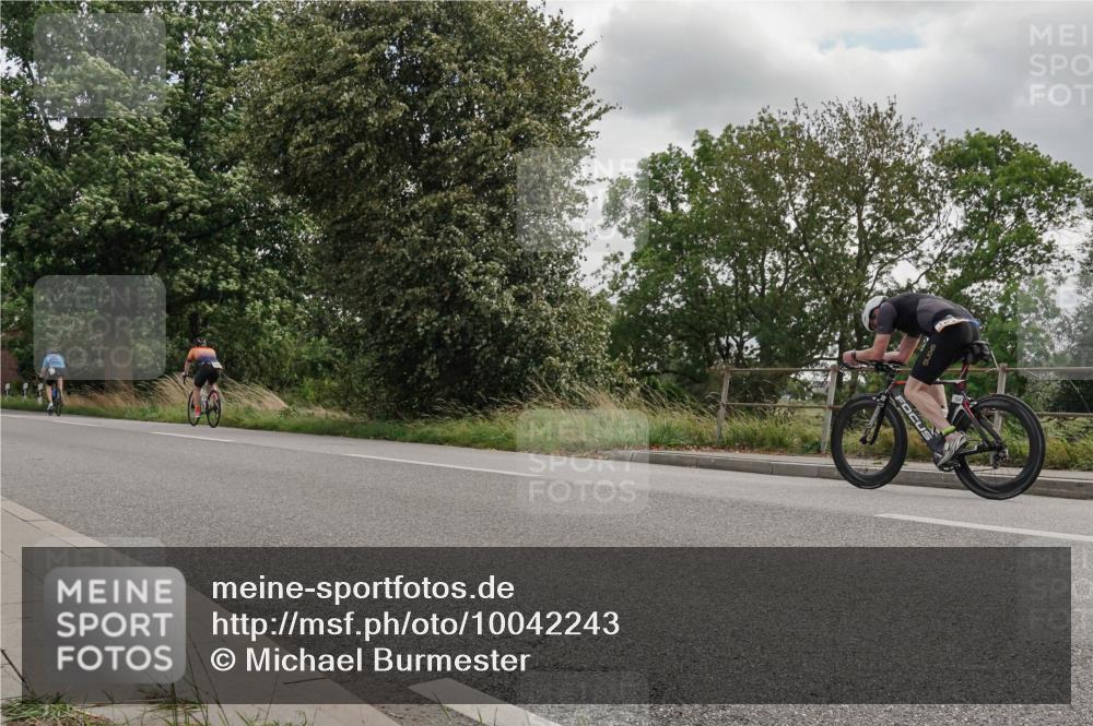30.08.2026 - Elbe Triathlon Hamburg Michael Burmester http://msf.ph/oto/10042243 30.08.2026 14:43:20 Radfahren 164 meine-sportfotos.de