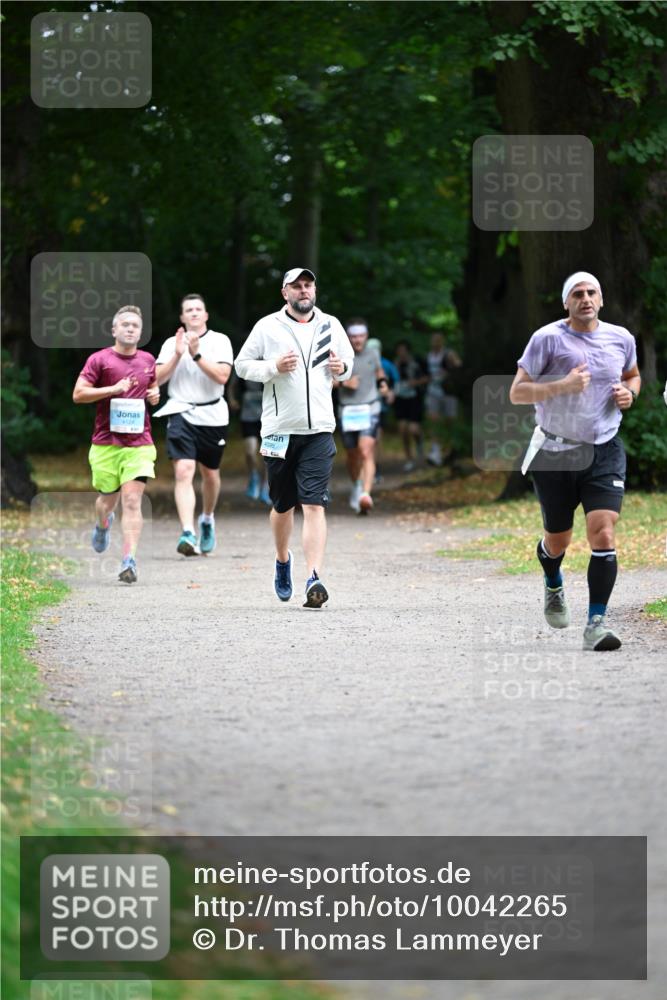 30.08.2026 - Blankeneser Heldenlauf Dr. Thomas Lammeyer http://msf.ph/oto/10042265 30.08.2026 11:17:47 Laufen 4124, 4095 meine-sportfotos.de