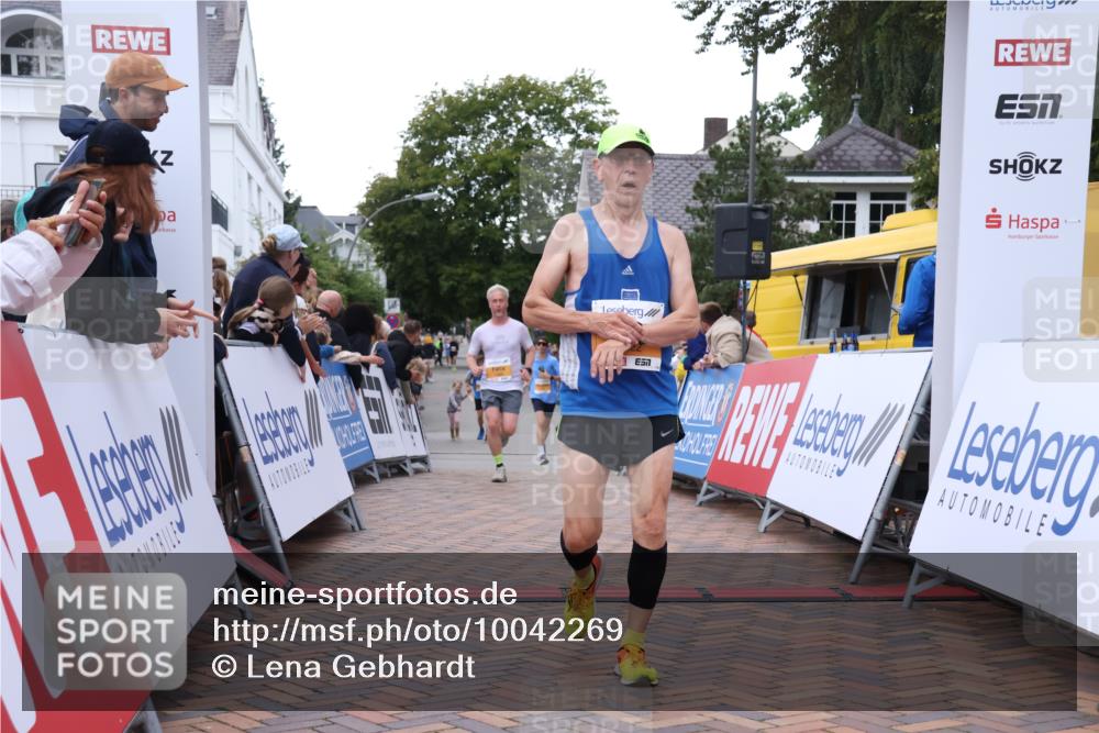 30.08.2026 - Blankeneser Heldenlauf Lena Gebhardt http://msf.ph/oto/10042269 30.08.2026 11:47:46 Ziel 2022, 2023, 2088, 2559, 2641, 2710, 2752 meine-sportfotos.de
