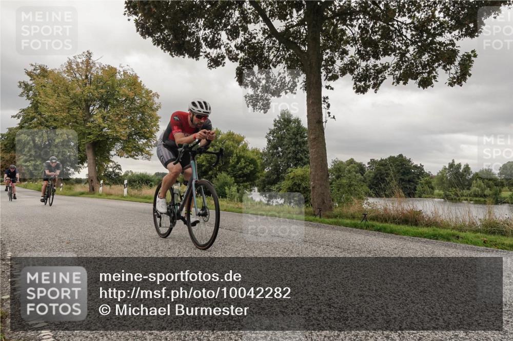 30.08.2026 - Elbe Triathlon Hamburg Michael Burmester http://msf.ph/oto/10042282 30.08.2026 09:13:06 Radfahren 251, 275, 287, 335, 459, 512, 613 meine-sportfotos.de