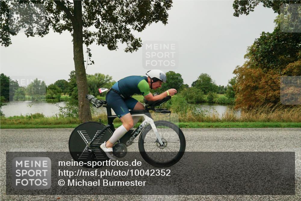 30.08.2026 - Elbe Triathlon Hamburg Michael Burmester http://msf.ph/oto/10042352 30.08.2026 08:49:23 Radfahren 180, 194, 200 meine-sportfotos.de