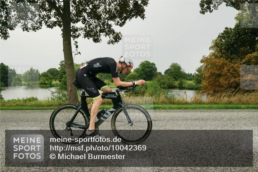 30.08.2026 - Elbe Triathlon Hamburg Michael Burmester http://msf.ph/oto/10042369 30.08.2026 08:49:30 Radfahren 194, 196 meine-sportfotos.de