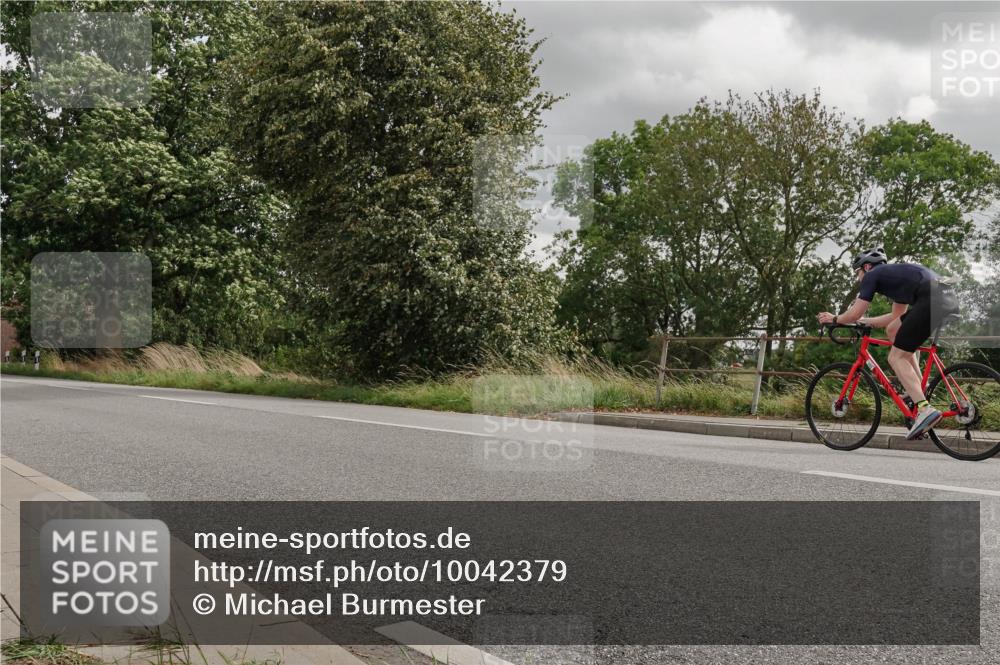 30.08.2026 - Elbe Triathlon Hamburg Michael Burmester http://msf.ph/oto/10042379 30.08.2026 14:46:03 Radfahren 148, 176 meine-sportfotos.de