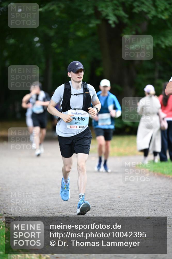 30.08.2026 - Blankeneser Heldenlauf Dr. Thomas Lammeyer http://msf.ph/oto/10042395 30.08.2026 11:17:59 Laufen 4282 meine-sportfotos.de