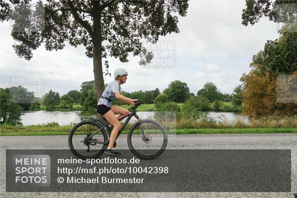 30.08.2026 - Elbe Triathlon Hamburg Michael Burmester http://msf.ph/oto/10042398 30.08.2026 12:41:18 Radfahren 1766 meine-sportfotos.de
