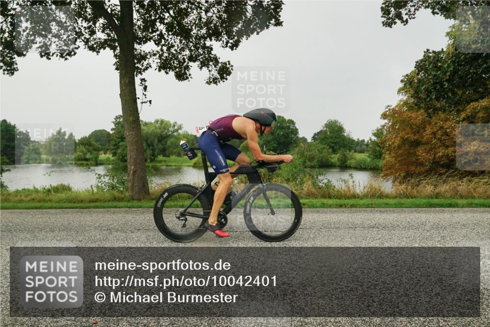 30.08.2026 - Elbe Triathlon Hamburg Michael Burmester http://msf.ph/oto/10042401 30.08.2026 08:50:11 Radfahren 205, 220 meine-sportfotos.de