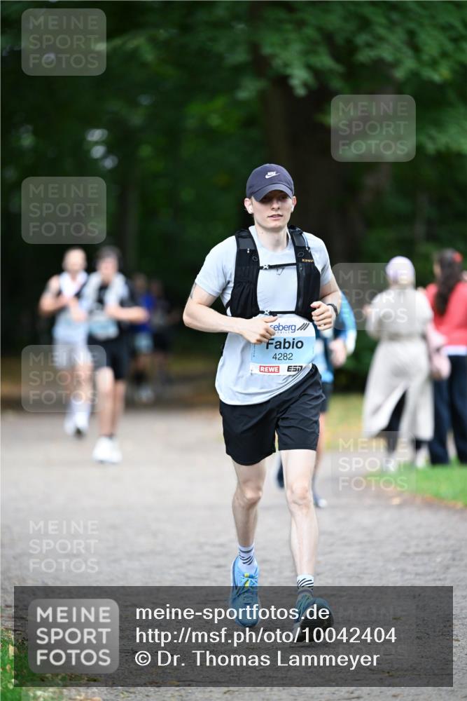 30.08.2026 - Blankeneser Heldenlauf Dr. Thomas Lammeyer http://msf.ph/oto/10042404 30.08.2026 11:17:59 Laufen 4282 meine-sportfotos.de