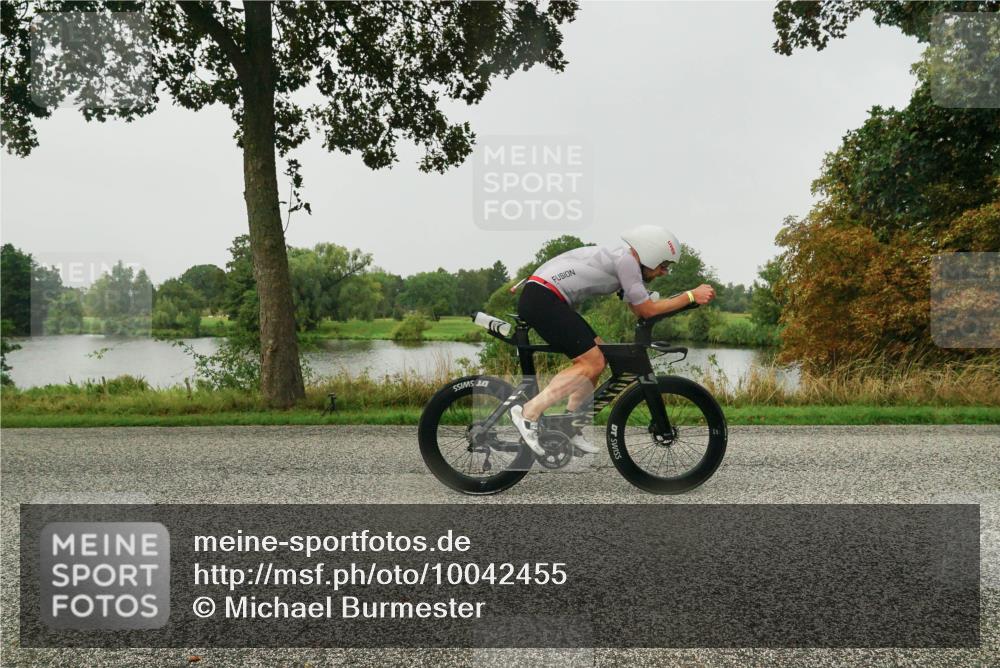 30.08.2026 - Elbe Triathlon Hamburg Michael Burmester http://msf.ph/oto/10042455 30.08.2026 08:51:01 Radfahren 226 meine-sportfotos.de