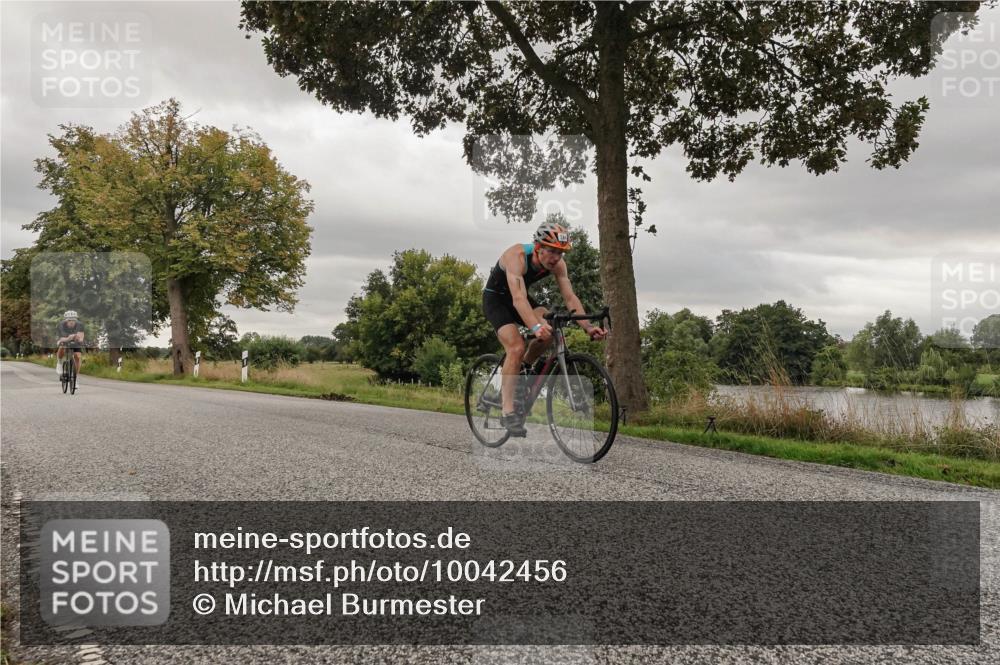 30.08.2026 - Elbe Triathlon Hamburg Michael Burmester http://msf.ph/oto/10042456 30.08.2026 09:14:03 Radfahren 284, 394, 426, 544 meine-sportfotos.de