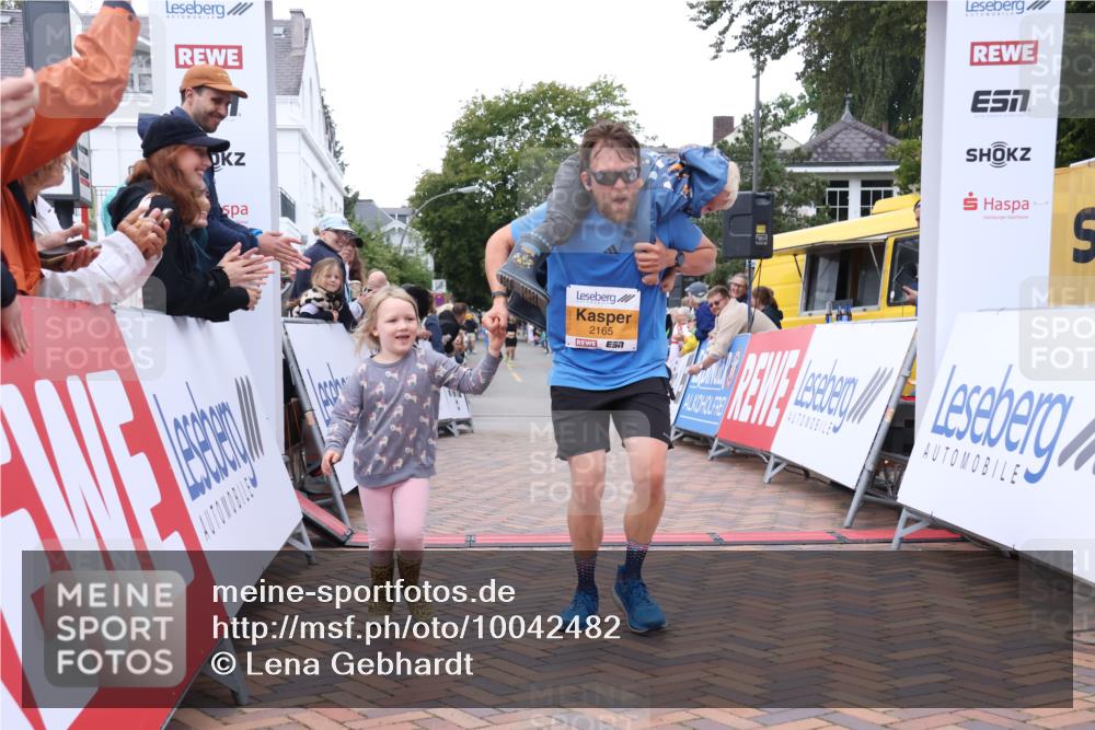 30.08.2026 - Blankeneser Heldenlauf Lena Gebhardt http://msf.ph/oto/10042482 30.08.2026 11:47:56 Ziel 2165, 2559, 2752 meine-sportfotos.de