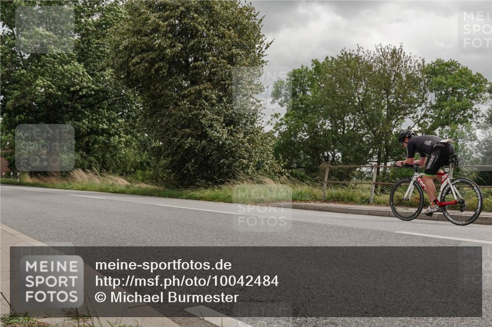 30.08.2026 - Elbe Triathlon Hamburg Michael Burmester http://msf.ph/oto/10042484 30.08.2026 14:47:10 Radfahren  meine-sportfotos.de