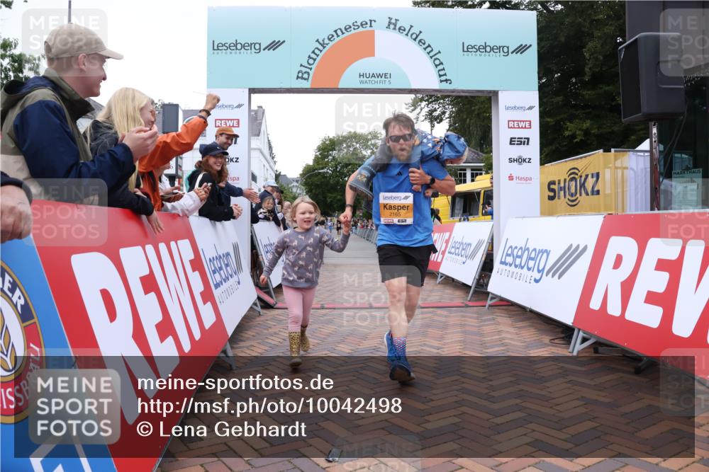 30.08.2026 - Blankeneser Heldenlauf Lena Gebhardt http://msf.ph/oto/10042498 30.08.2026 11:47:57 Ziel 2165, 2752 meine-sportfotos.de