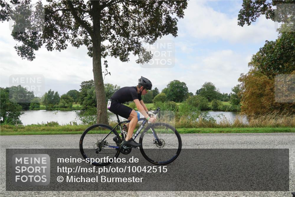 30.08.2026 - Elbe Triathlon Hamburg Michael Burmester http://msf.ph/oto/10042515 30.08.2026 12:43:53 Radfahren 1797, 1820, 1820, 1822 meine-sportfotos.de
