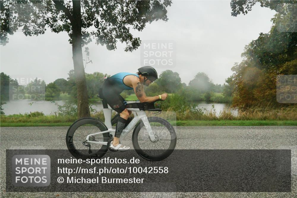 30.08.2026 - Elbe Triathlon Hamburg Michael Burmester http://msf.ph/oto/10042558 30.08.2026 08:52:50 Radfahren 207, 213, 368 meine-sportfotos.de