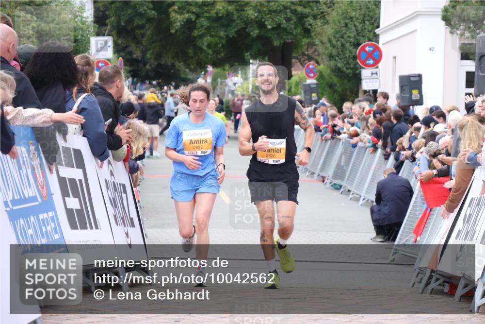 30.08.2026 - Blankeneser Heldenlauf Lena Gebhardt http://msf.ph/oto/10042562 30.08.2026 11:48:04 Ziel 2526, 2832 meine-sportfotos.de