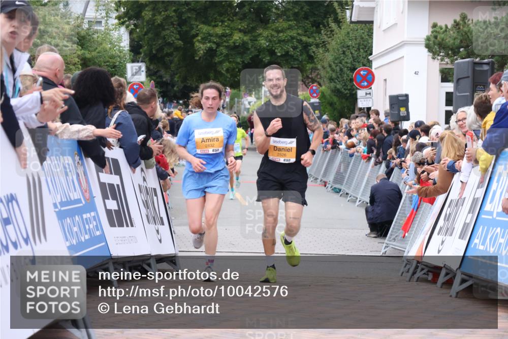30.08.2026 - Blankeneser Heldenlauf Lena Gebhardt http://msf.ph/oto/10042576 30.08.2026 11:48:05 Ziel 2526, 2832 meine-sportfotos.de