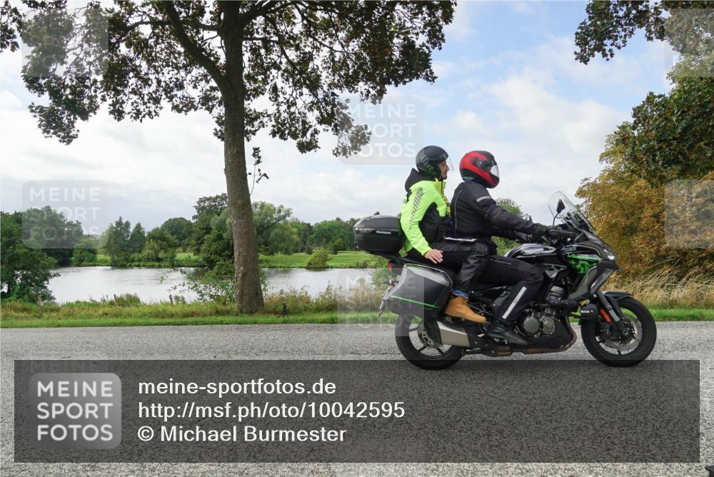 30.08.2026 - Elbe Triathlon Hamburg Michael Burmester http://msf.ph/oto/10042595 30.08.2026 12:45:25 Radfahren  meine-sportfotos.de