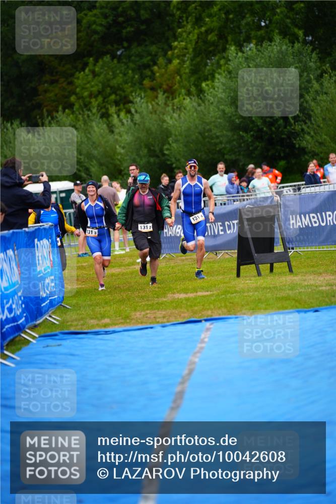 30.08.2026 - Elbe Triathlon Hamburg LAZAROV Photography http://msf.ph/oto/10042608 30.08.2026 16:30:20 Ziel  meine-sportfotos.de