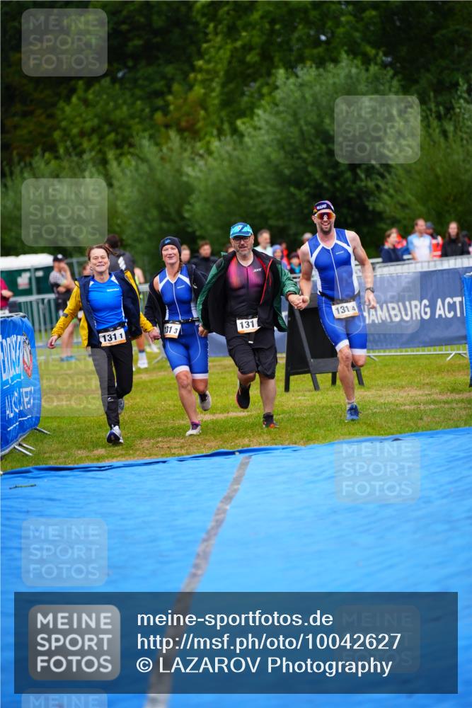 30.08.2026 - Elbe Triathlon Hamburg LAZAROV Photography http://msf.ph/oto/10042627 30.08.2026 16:30:22 Ziel  meine-sportfotos.de
