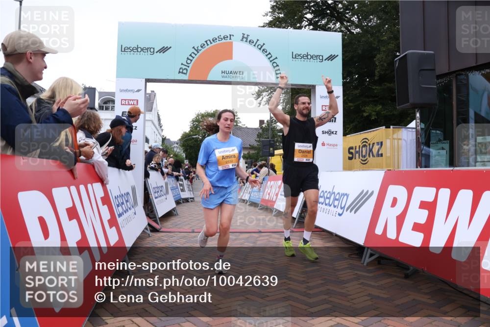 30.08.2026 - Blankeneser Heldenlauf Lena Gebhardt http://msf.ph/oto/10042639 30.08.2026 11:48:09 Ziel 2526, 2832, 4487 meine-sportfotos.de