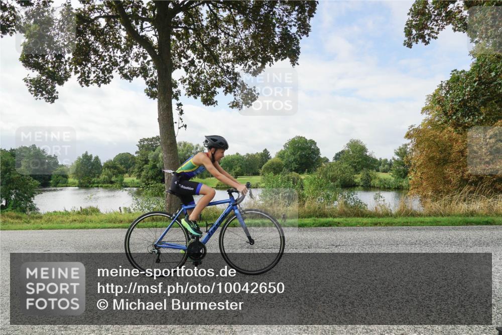 30.08.2026 - Elbe Triathlon Hamburg Michael Burmester http://msf.ph/oto/10042650 30.08.2026 12:47:42 Radfahren 1777, 1778 meine-sportfotos.de
