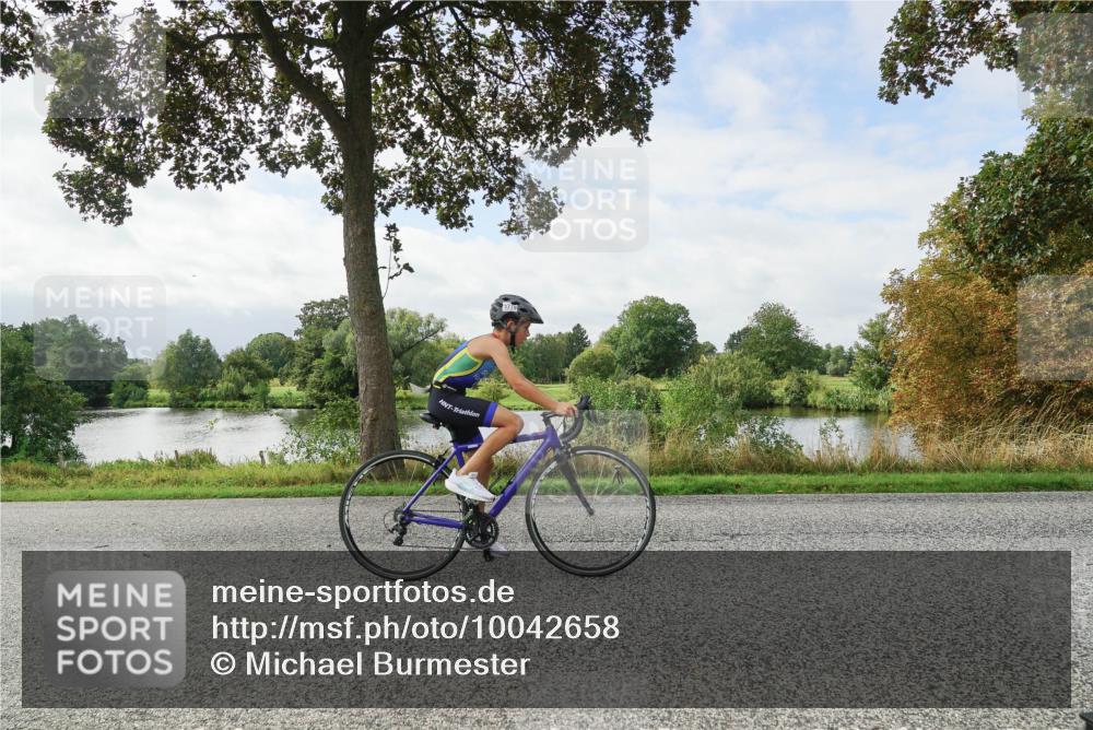 30.08.2026 - Elbe Triathlon Hamburg Michael Burmester http://msf.ph/oto/10042658 30.08.2026 12:47:46 Radfahren 1778 meine-sportfotos.de