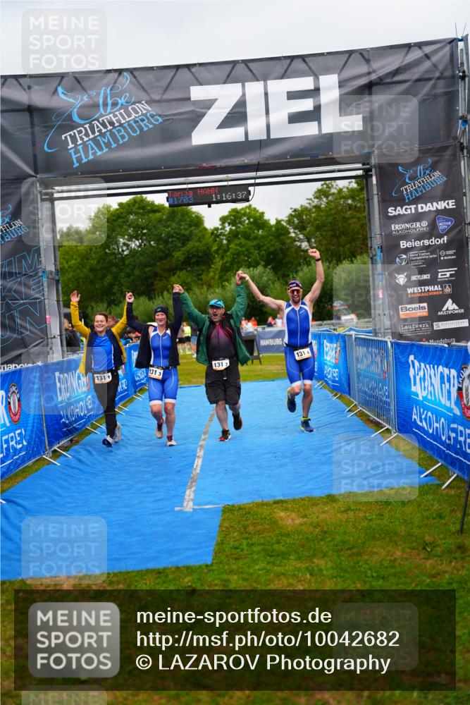 30.08.2026 - Elbe Triathlon Hamburg LAZAROV Photography http://msf.ph/oto/10042682 30.08.2026 16:30:26 Ziel  meine-sportfotos.de