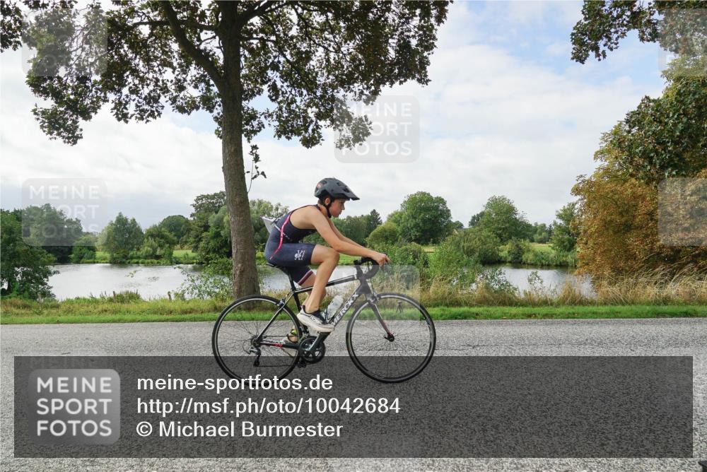 30.08.2026 - Elbe Triathlon Hamburg Michael Burmester http://msf.ph/oto/10042684 30.08.2026 12:48:34 Radfahren 1773 meine-sportfotos.de