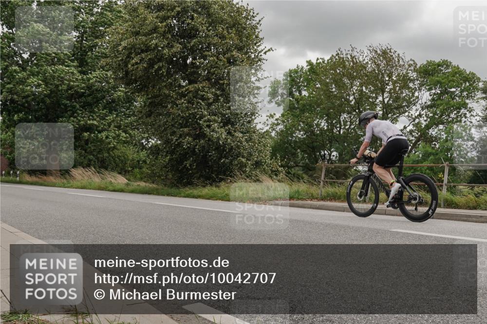 30.08.2026 - Elbe Triathlon Hamburg Michael Burmester http://msf.ph/oto/10042707 30.08.2026 14:48:50 Radfahren 140, 154 meine-sportfotos.de