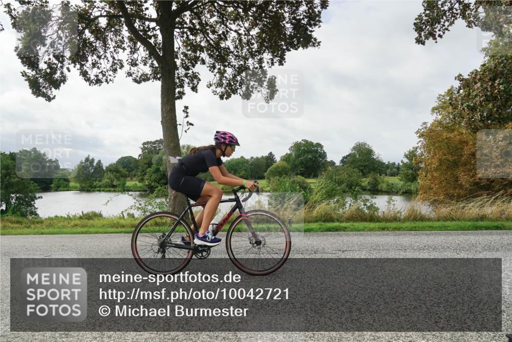 30.08.2026 - Elbe Triathlon Hamburg Michael Burmester http://msf.ph/oto/10042721 30.08.2026 12:51:25 Radfahren 1830 meine-sportfotos.de