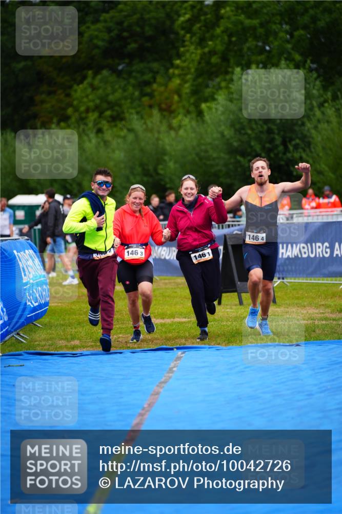 30.08.2026 - Elbe Triathlon Hamburg LAZAROV Photography http://msf.ph/oto/10042726 30.08.2026 16:30:46 Ziel  meine-sportfotos.de
