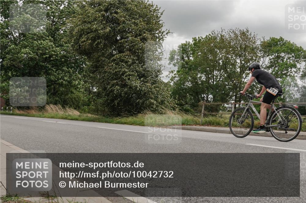 30.08.2026 - Elbe Triathlon Hamburg Michael Burmester http://msf.ph/oto/10042732 30.08.2026 14:49:06 Radfahren  meine-sportfotos.de