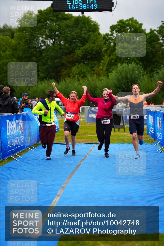30.08.2026 - Elbe Triathlon Hamburg LAZAROV Photography http://msf.ph/oto/10042748 30.08.2026 16:30:48 Ziel  meine-sportfotos.de