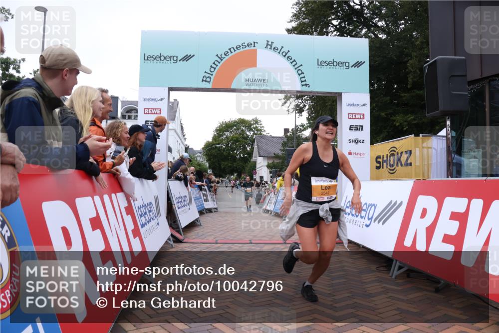 30.08.2026 - Blankeneser Heldenlauf Lena Gebhardt http://msf.ph/oto/10042796 30.08.2026 11:48:22 Ziel 2542, 2913 meine-sportfotos.de