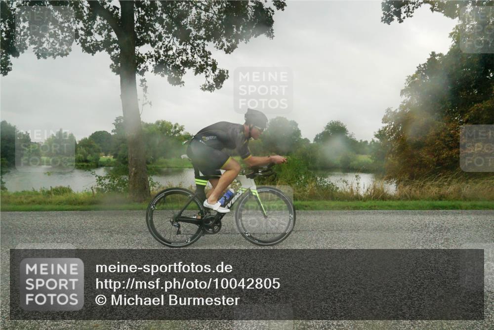 30.08.2026 - Elbe Triathlon Hamburg Michael Burmester http://msf.ph/oto/10042805 30.08.2026 08:56:01 Radfahren 193, 204, 328, 411 meine-sportfotos.de