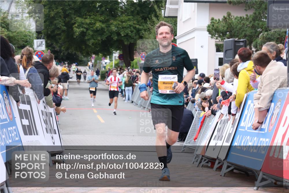 30.08.2026 - Blankeneser Heldenlauf Lena Gebhardt http://msf.ph/oto/10042829 30.08.2026 11:48:23 Ziel 2542, 2913 meine-sportfotos.de