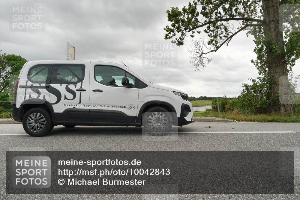 30.08.2026 - Elbe Triathlon Hamburg Michael Burmester http://msf.ph/oto/10042843 30.08.2026 13:36:59 Radfahren  meine-sportfotos.de