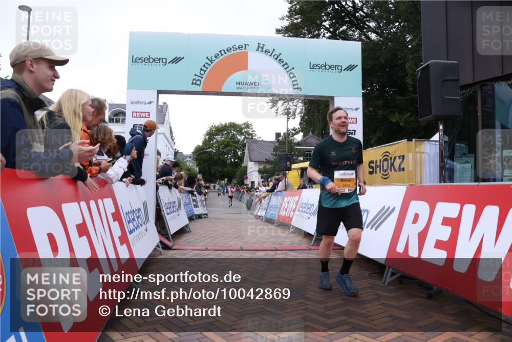 30.08.2026 - Blankeneser Heldenlauf Lena Gebhardt http://msf.ph/oto/10042869 30.08.2026 11:48:26 Ziel 2542, 2913 meine-sportfotos.de