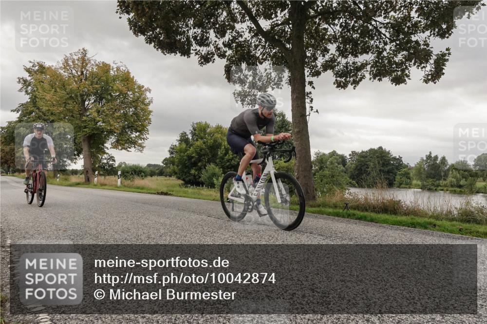 30.08.2026 - Elbe Triathlon Hamburg Michael Burmester http://msf.ph/oto/10042874 30.08.2026 09:15:50 Radfahren 200, 445, 501 meine-sportfotos.de