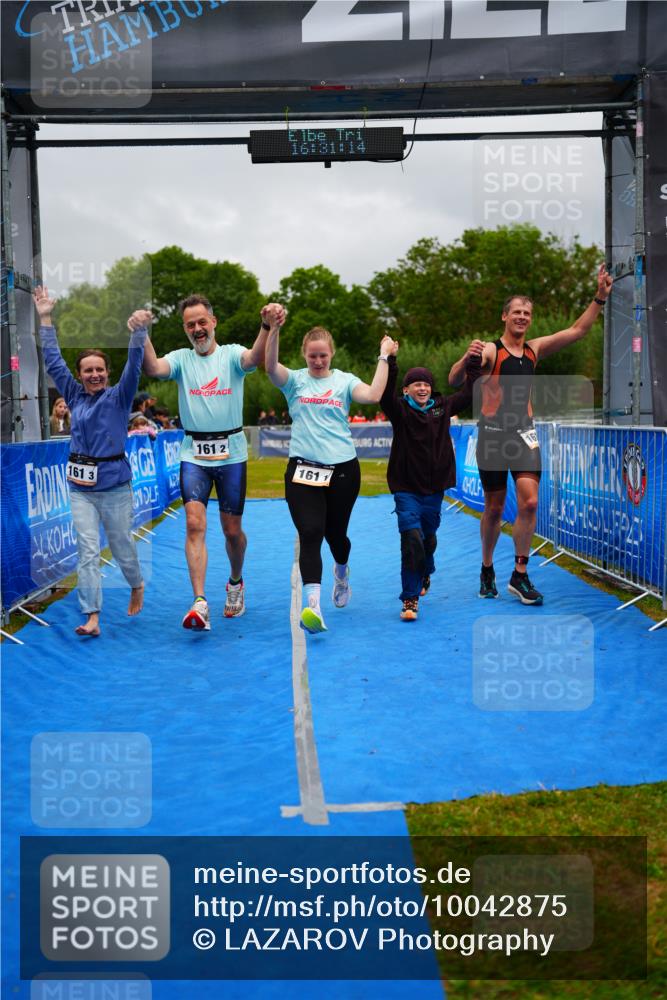 30.08.2026 - Elbe Triathlon Hamburg LAZAROV Photography http://msf.ph/oto/10042875 30.08.2026 16:31:13 Ziel  meine-sportfotos.de