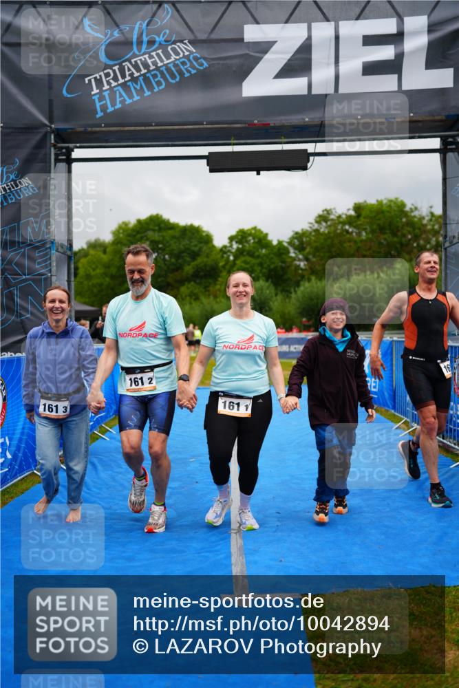 30.08.2026 - Elbe Triathlon Hamburg LAZAROV Photography http://msf.ph/oto/10042894 30.08.2026 16:31:14 Ziel  meine-sportfotos.de
