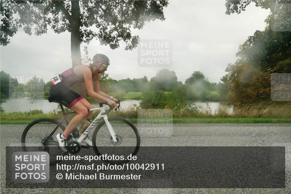 30.08.2026 - Elbe Triathlon Hamburg Michael Burmester http://msf.ph/oto/10042911 30.08.2026 08:57:04 Radfahren 182, 227, 388 meine-sportfotos.de