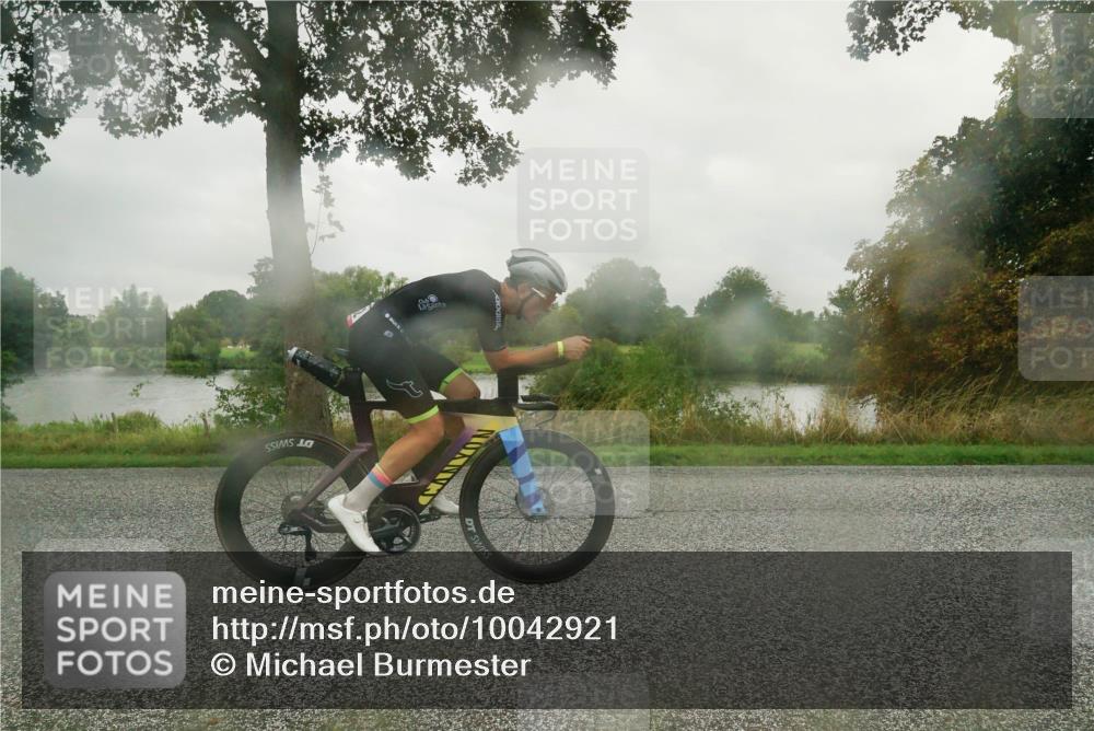 30.08.2026 - Elbe Triathlon Hamburg Michael Burmester http://msf.ph/oto/10042921 30.08.2026 08:57:09 Radfahren 182, 227 meine-sportfotos.de
