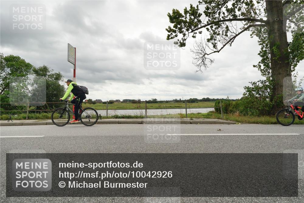 30.08.2026 - Elbe Triathlon Hamburg Michael Burmester http://msf.ph/oto/10042926 30.08.2026 13:39:44 Radfahren  meine-sportfotos.de