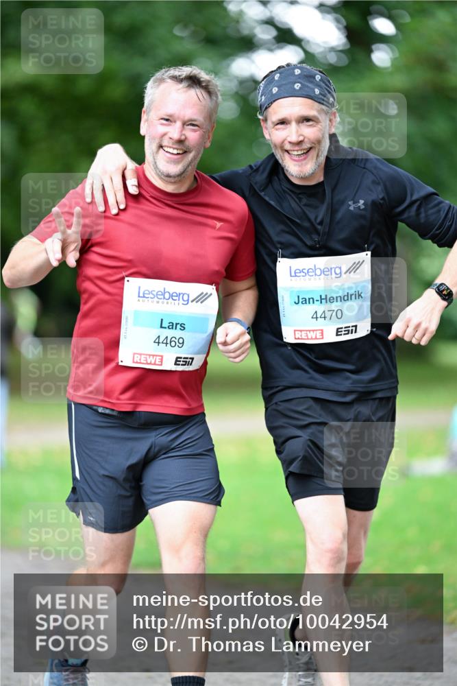 30.08.2026 - Blankeneser Heldenlauf Dr. Thomas Lammeyer http://msf.ph/oto/10042954 30.08.2026 11:18:43 Laufen 4469, 4470 meine-sportfotos.de
