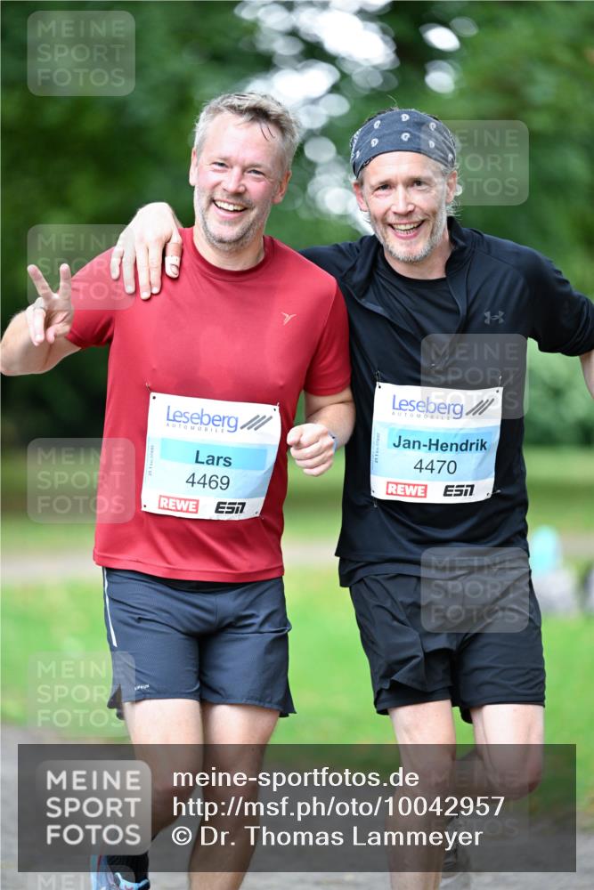 30.08.2026 - Blankeneser Heldenlauf Dr. Thomas Lammeyer http://msf.ph/oto/10042957 30.08.2026 11:18:43 Laufen 4469, 4470 meine-sportfotos.de