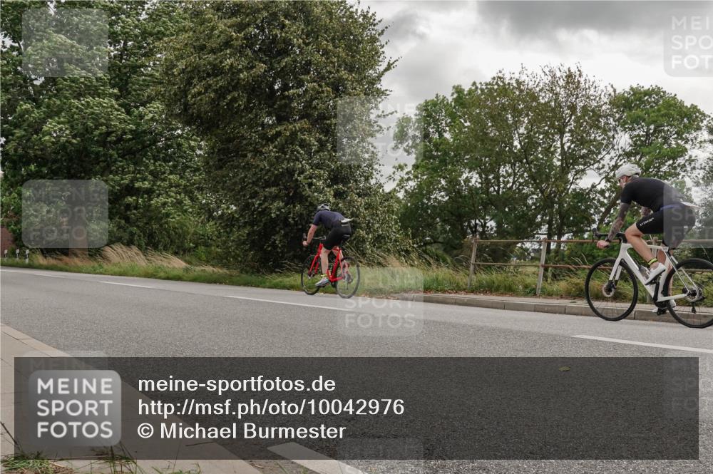 30.08.2026 - Elbe Triathlon Hamburg Michael Burmester http://msf.ph/oto/10042976 30.08.2026 14:51:16 Radfahren 157 meine-sportfotos.de