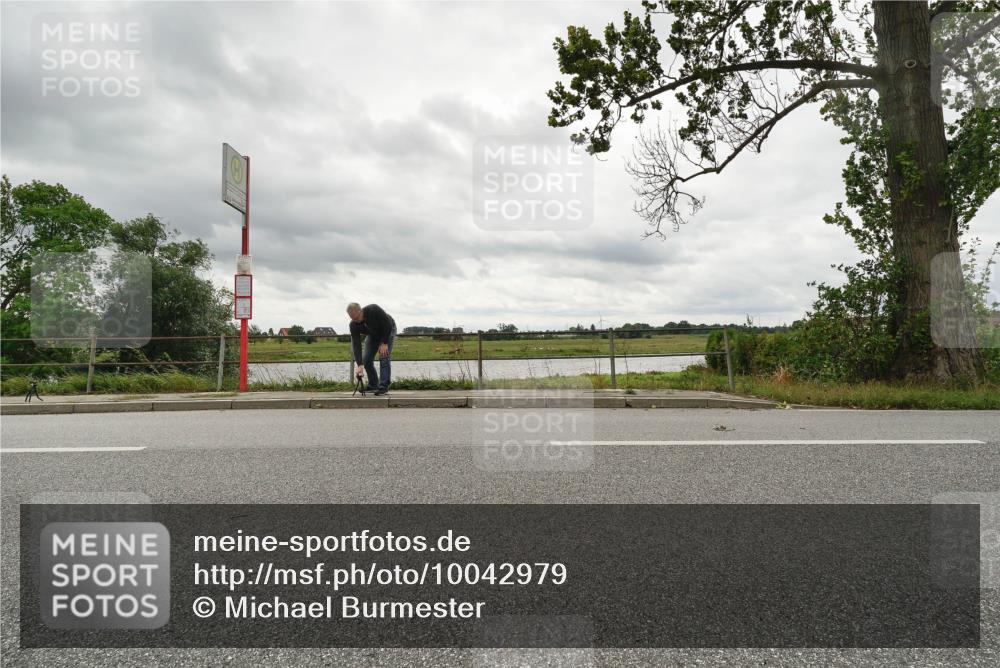 30.08.2026 - Elbe Triathlon Hamburg Michael Burmester http://msf.ph/oto/10042979 30.08.2026 13:39:54 Radfahren  meine-sportfotos.de
